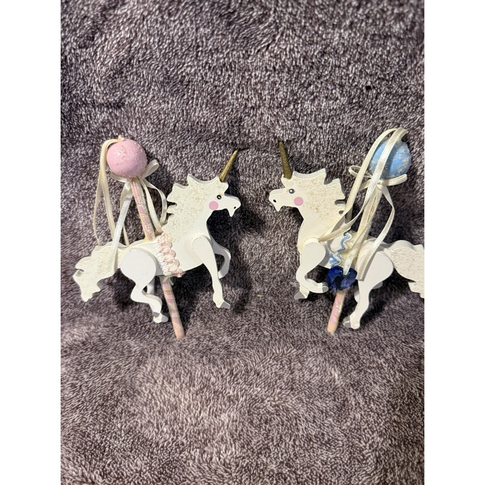 CHARMING‎ Vtg. WOODEN PRANCING Carousel UNICORN CHRISTMAS ORNAMENTS Hand-Painted